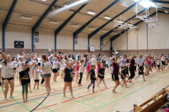 IMG_9435-Tanz-fuer-alle-nach-dem-Musikstueck-„Cant-Stop-The-Feeling