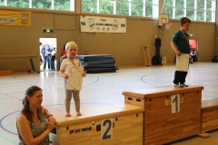 5234-frueh-uebt-sich
