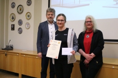 M.-Schuemann-und-P.-Labendowicz-mit-Katrin-Umlandt_463